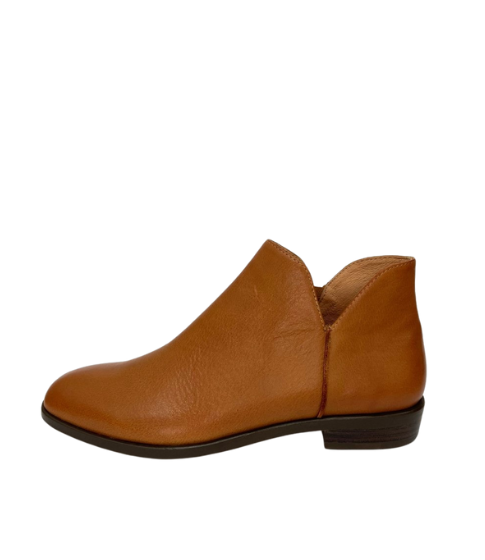 60% OFF- Weer Leather Ankle Boots- Walnut