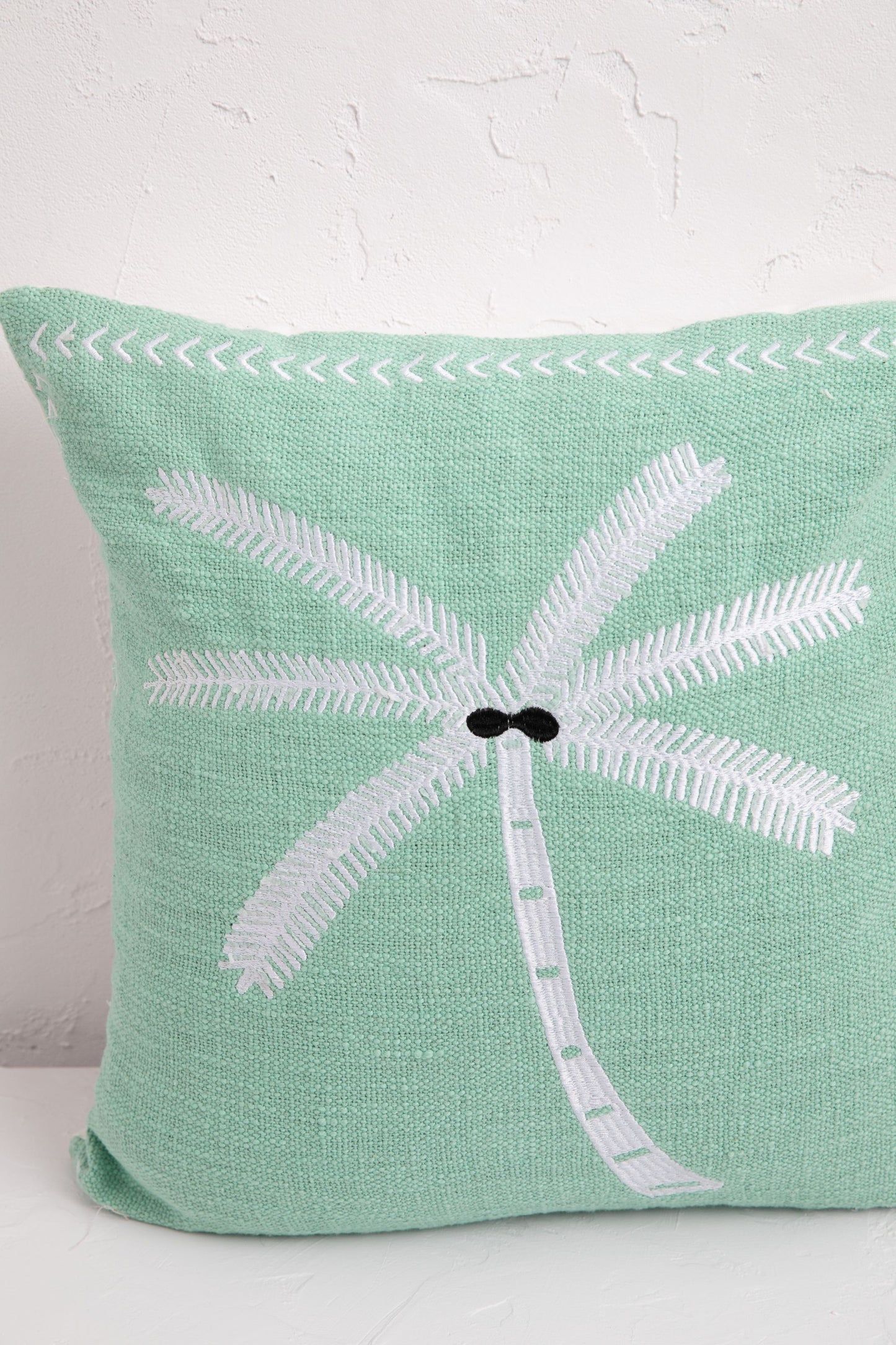 Balmy Palm Cushion